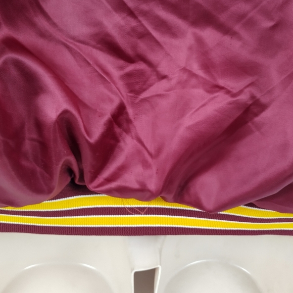 Vtg Washington Commanders Chalk Line Satin Sz Med Bomber Jacket NFL Back Script - Picture 8 of 12